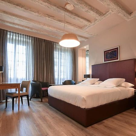 Hotel D'Alleves Geneva Exterior photo