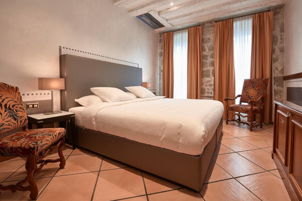 Hotel D'Alleves Geneva Exterior photo