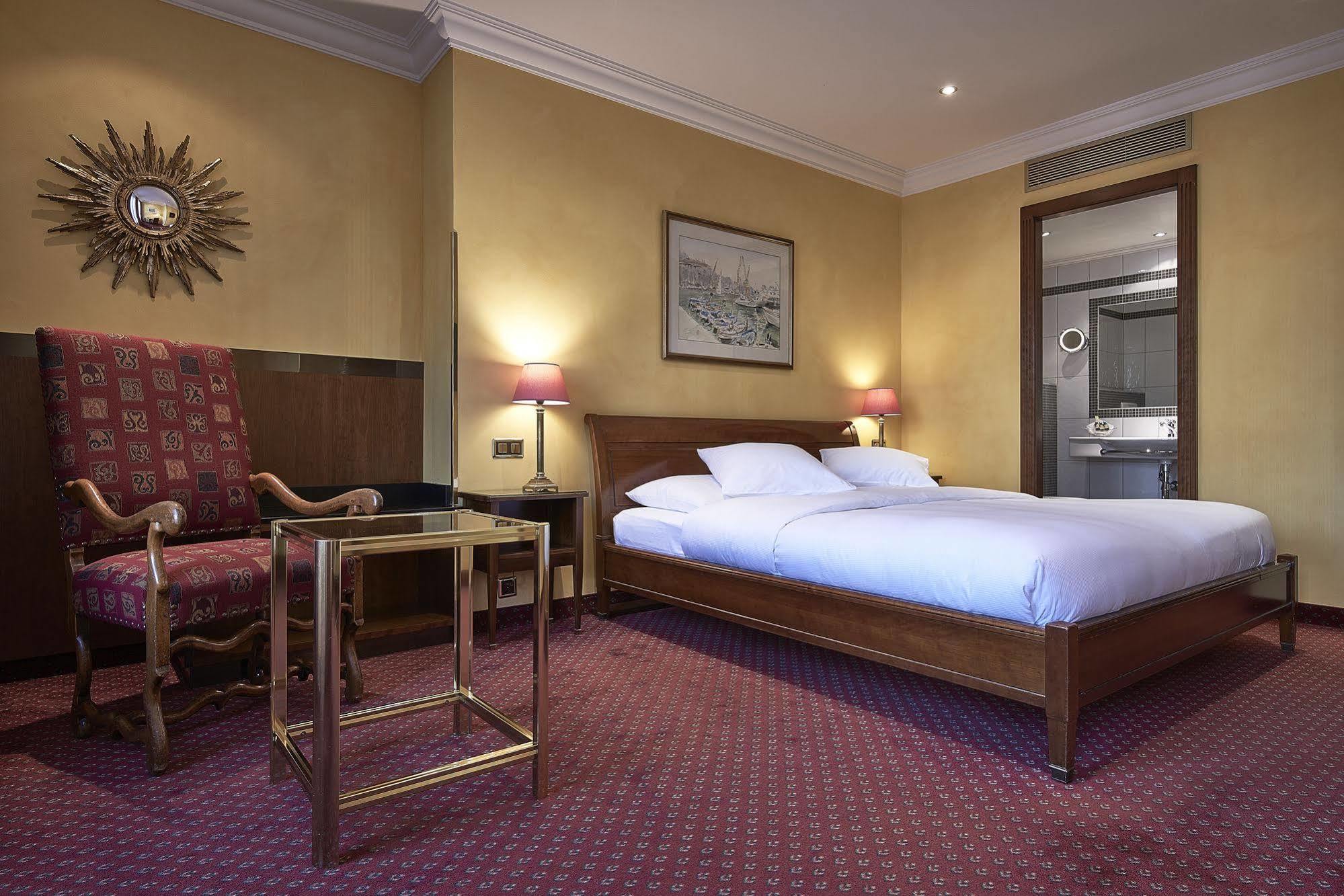 Hotel D'Alleves Geneva Exterior photo